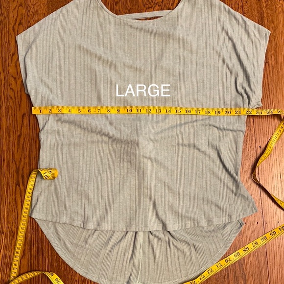 Blue Sage Open Back Ribbed Short Sleeve Top - Picture 9 of 16